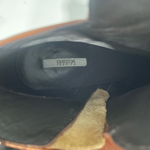 Women’s Geox Respira size 10 Italian patent zipper bootie - Picture 9 of 9